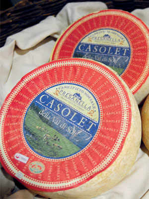 The small cheese of Val di Sole: Casolét